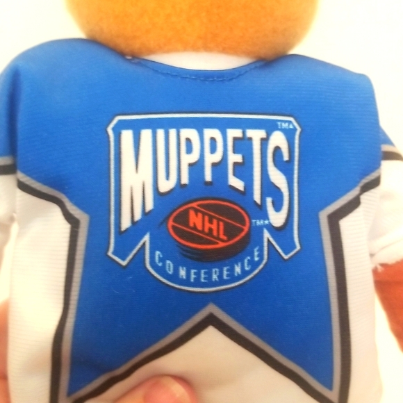 Vintage 1995 McDonald's The Muppets NHL Goalie Fozzie Plush Toy - Picture 4 of 7